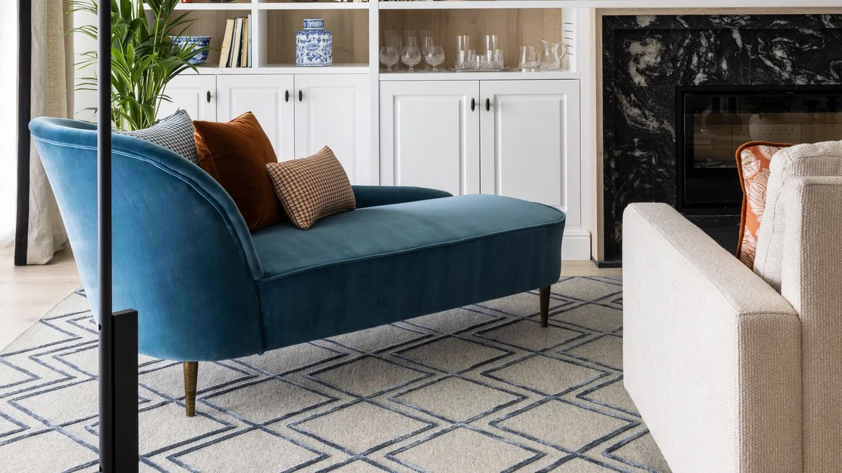 Chaise longue o butacas para el salón: 10 razones de peso para acertar con una de las decisiones que más definen la zona de estar