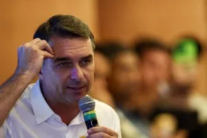 Flávio Bolsonaro: ‘Não vou no debate da Band domingo’