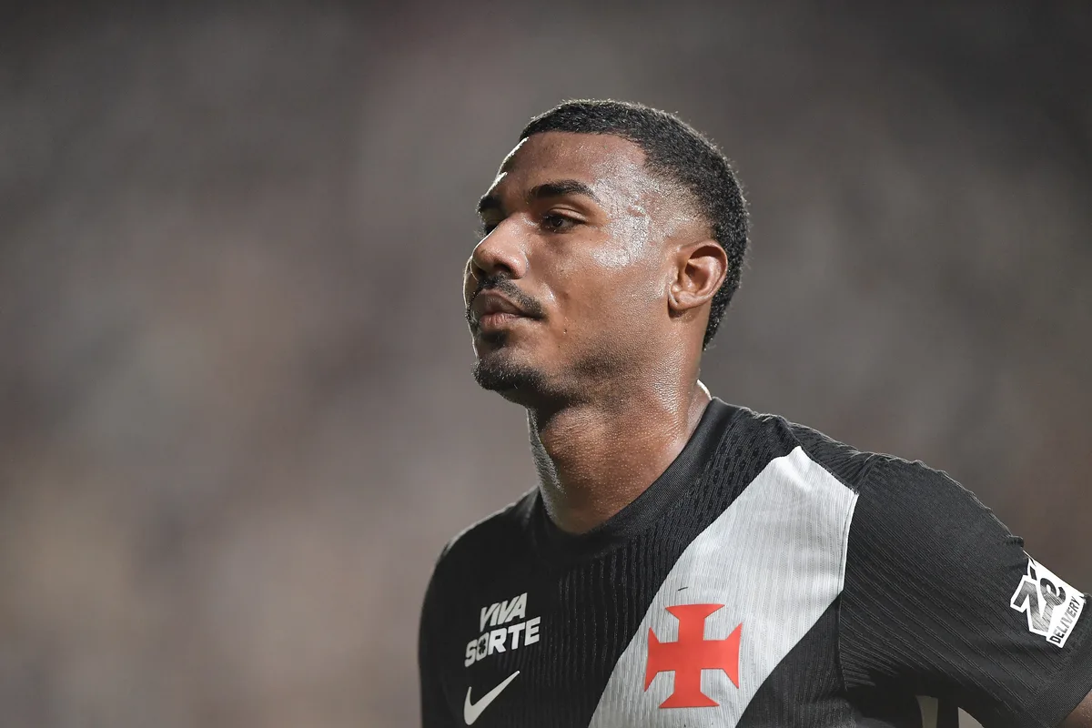 Clubes sauditas sondam situação de Cuiabano, mas prioridade do lateral é continuar no Vasco