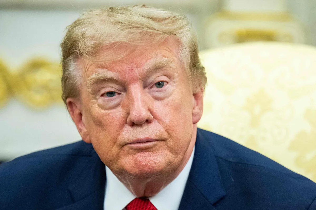 La aprobación de Trump se desploma en medio de la guerra y antes de las elecciones de medio término