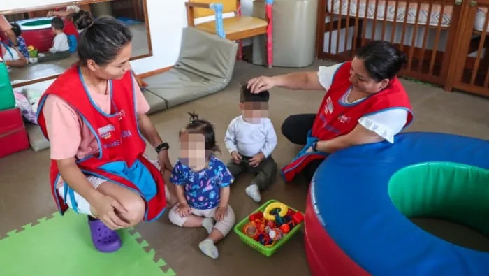 INPE capacita a internas de Chorrillos para ser madres cuidadoras de niños de hasta 3 años que viven dentro de los penales