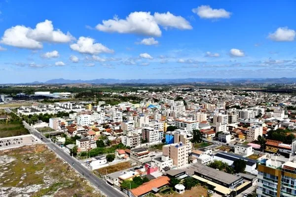 Mulher é agredida com golpes de capacete pelo marido em Vila Velha