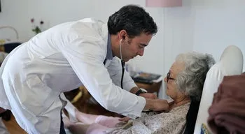Administradores hospitalares preocupados com o corte de 1,5% na Saúde
