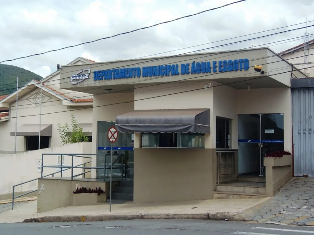 Ex-servidora do DMAE de Poços de Caldas é condenada por improbidade após desvio de R$ 3,57 milhões