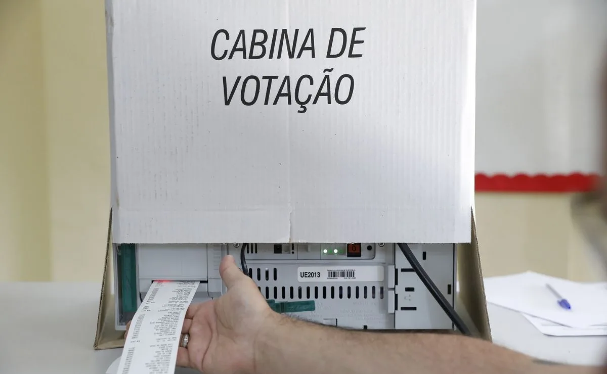 Candidatos ao Governo e Senado estreiam no horário eleitoral gratuito; veja como foi cada propaganda
