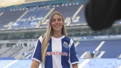 OFICIAL: Alex Kerr reforça a equipa feminina do FC Porto
