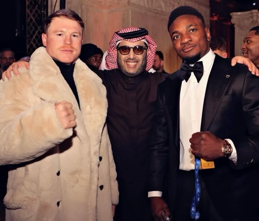 Turki Alalshikh: el jeque que irrumpió en el boxeo a fuerza de dólares y carteleras importantes avisa un forzoso retiro