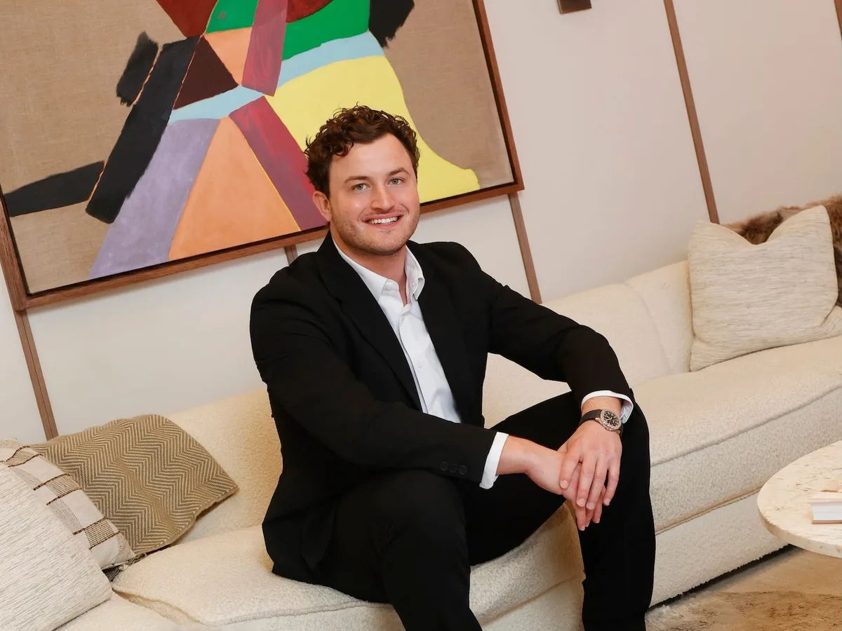 I started a real estate brokerage at 26 and am nearing $1 billion in deals. I have no work-life balance and still knock on doors.