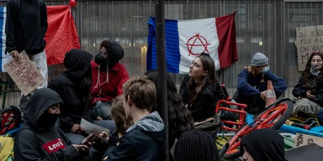 « On veut servir de catapulte au mouvement lycéen » : la mobilisation prend de l’ampleur dans les grandes écoles