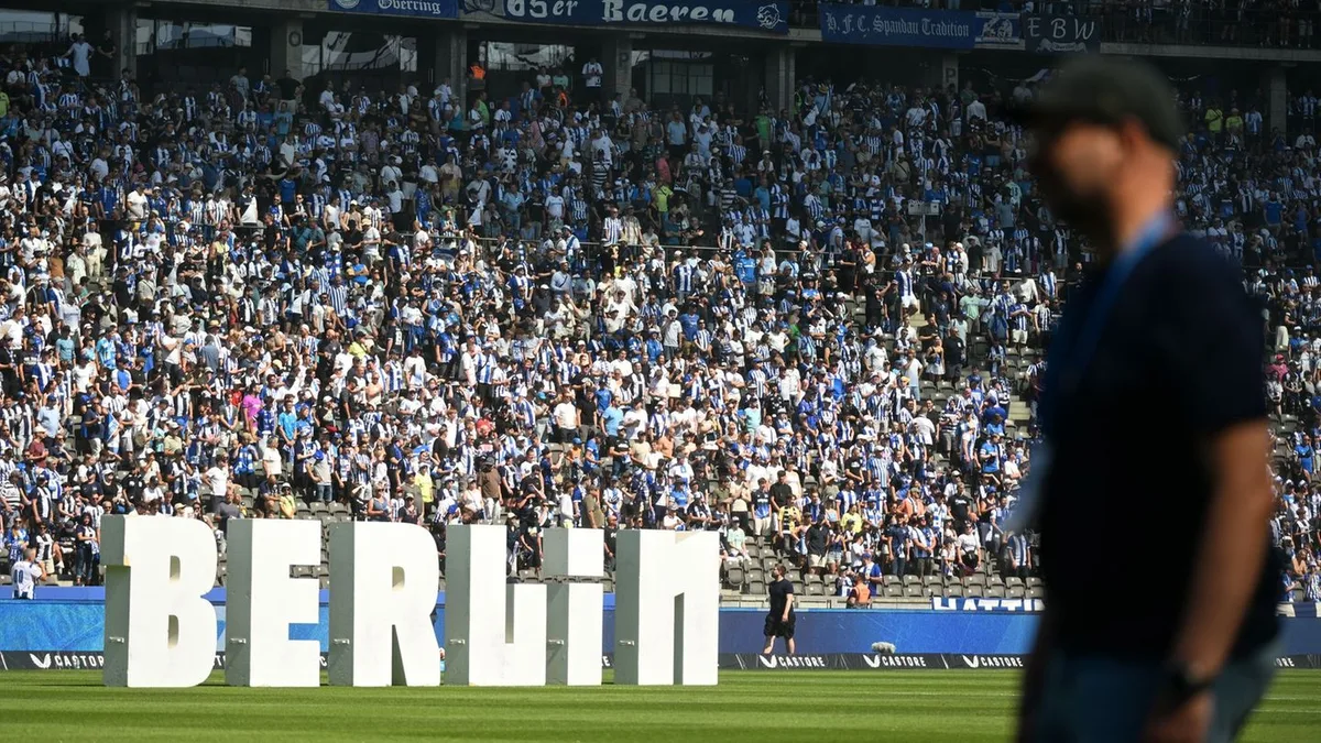 Influencer im Fußball: Auch Hertha BSC verbietet kommerzielle Stadion-Vlogs
