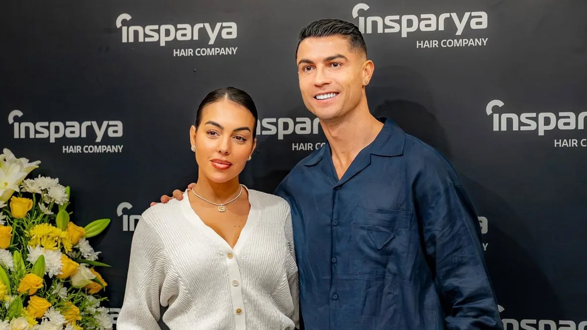 Georgina Rodríguez se casó con Cristiano Ronaldo sin vestido y en el salón de su casa: “Castillos tenemos al alcance de la mano, algo íntimo es más inusual”