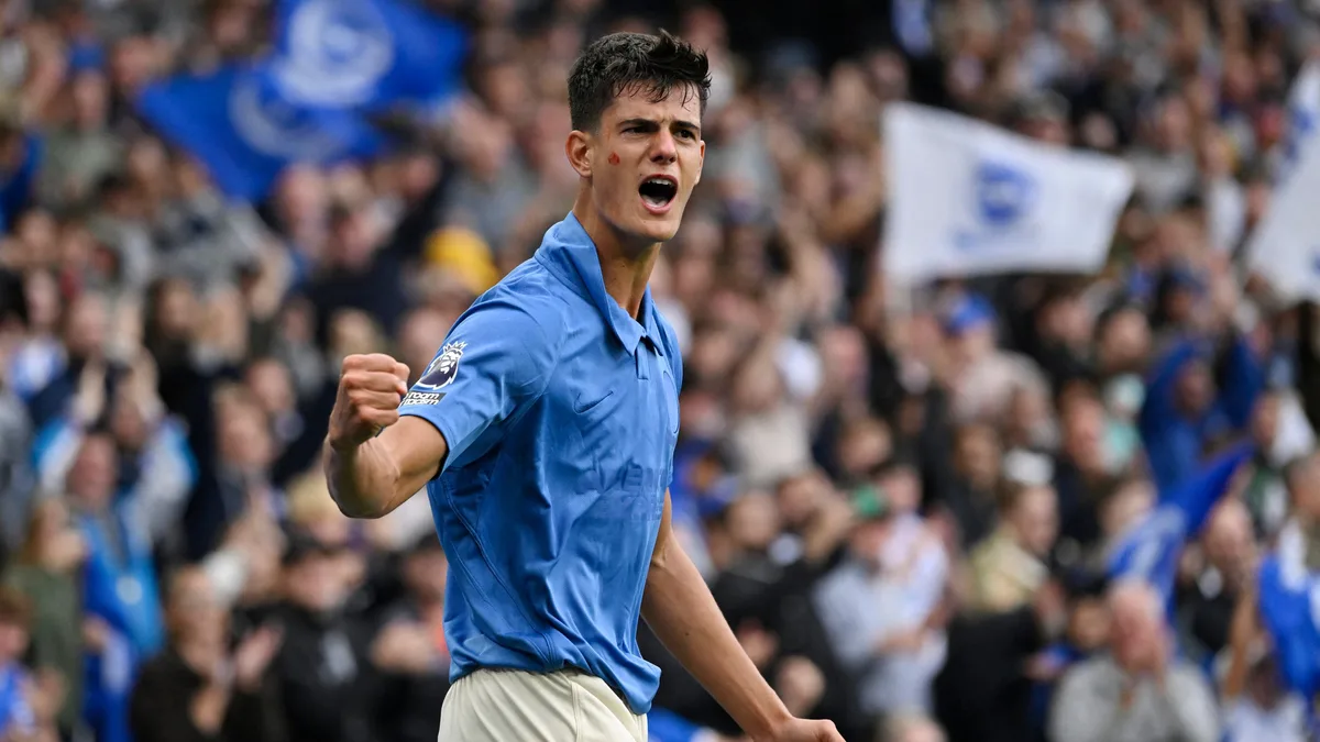 Chema Andrés, el niño bonito del Brighton al que comparan con Rodri y acapara la atención de la Premier League