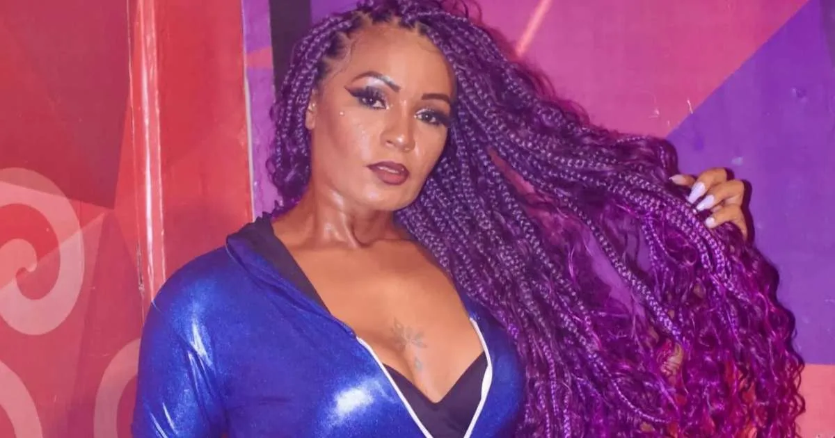 O que aconteceu com Nick Sol? Cantora morre aos 38 anos após enfrentar doença desde a infância
