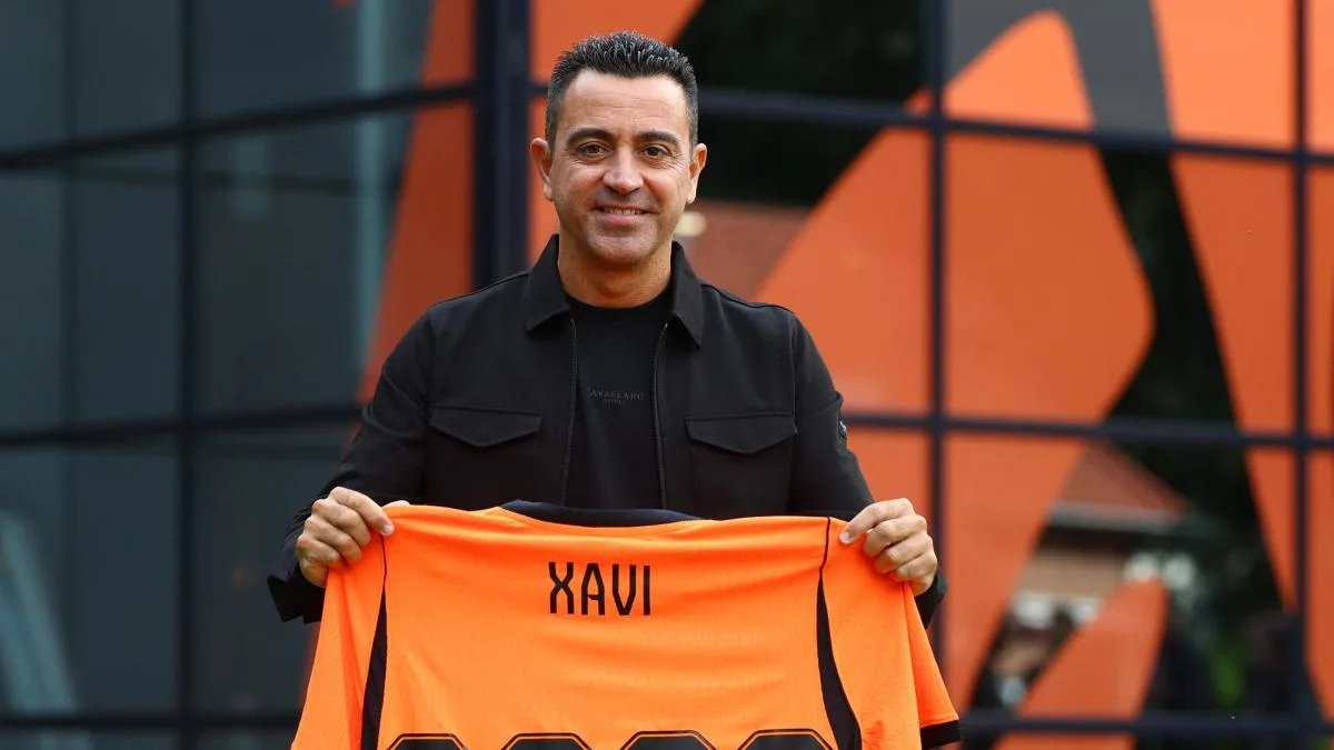 Xavi en su presentación como seleccionador de Países Bajos: “He aprendido de mi etapa en el Barça”