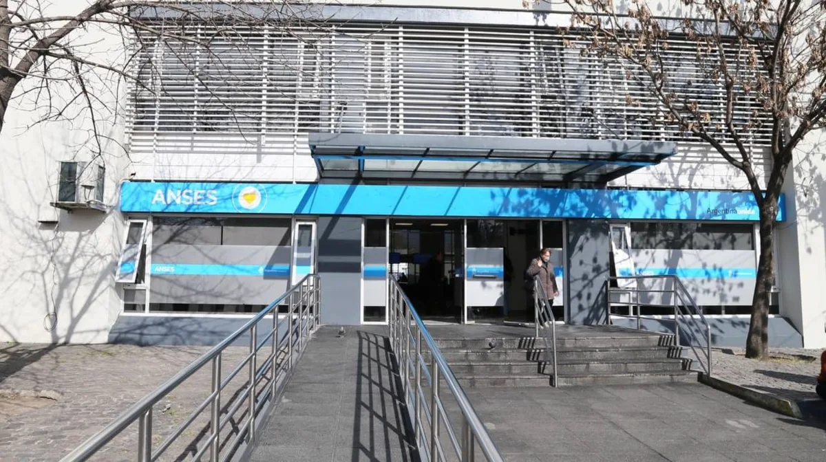 ANSES: quiénes cobran jubilaciones, AUH y asignaciones este viernes 28 de agosto
