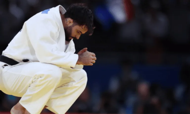 Brasileiro Júnior de judô define campeão por equipes mistas em SC