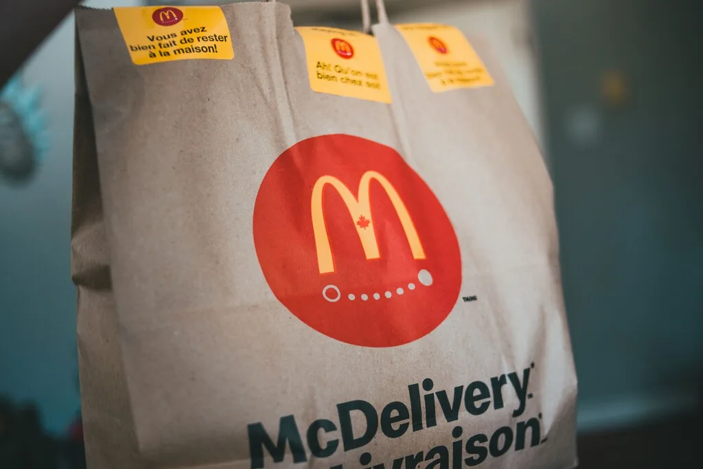 McDonald’s enfrenta un problema gigante en México: la gente está gastando menos