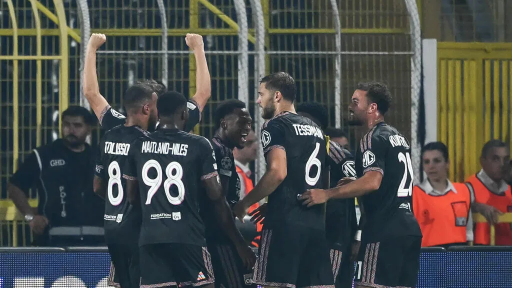 L'Olympique Lyonnais ramène le nul de Fenerbahçe en barrage aller de la Ligue des champions