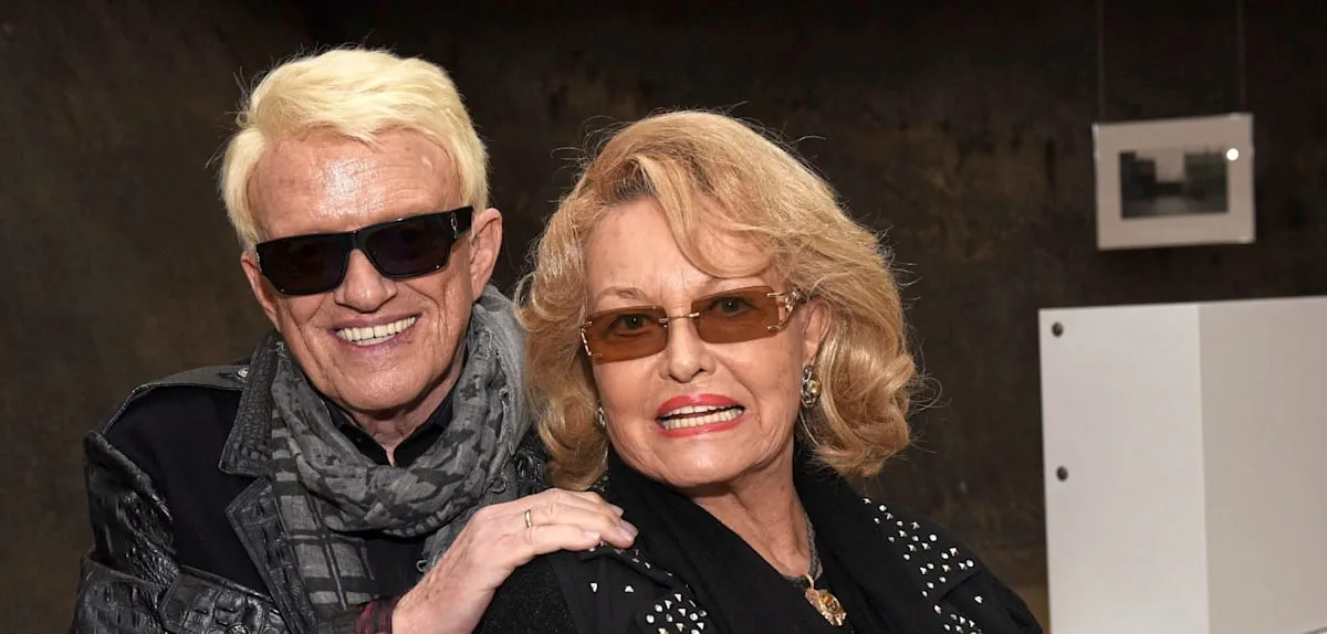 Ehebett, Musikinstrumente und einen Bentley – Heino versteigert 1200 Erinnerungsstücke