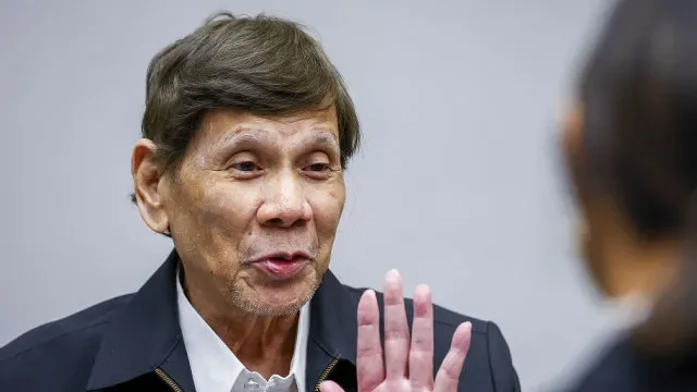 Rodrigo Duterte compareceu na audiência perliminar do TPI