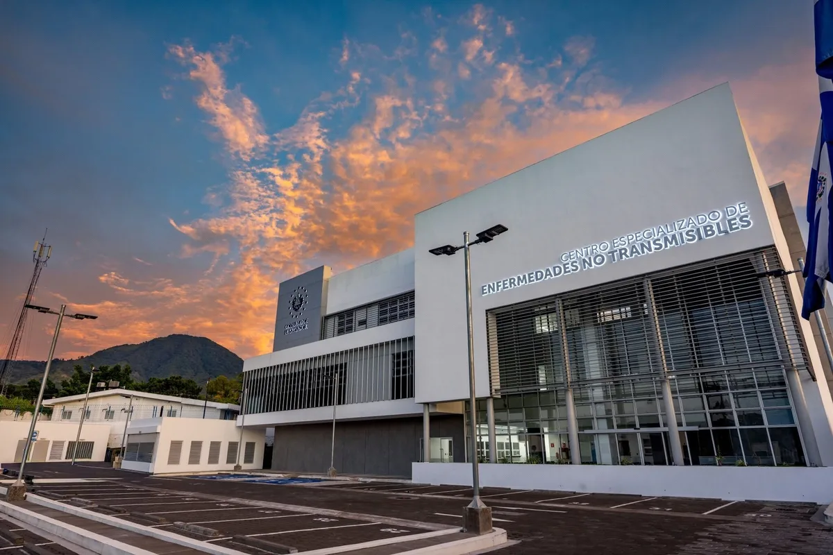 El Salvador inaugura el Centro Especializado de Enfermedades No Transmisibles