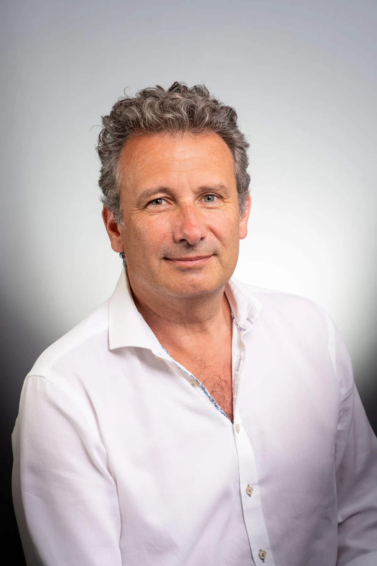 Dépression, cancer, cécité : Mickael Tanter, le magicien des ultrasons qui révolutionne la médecine