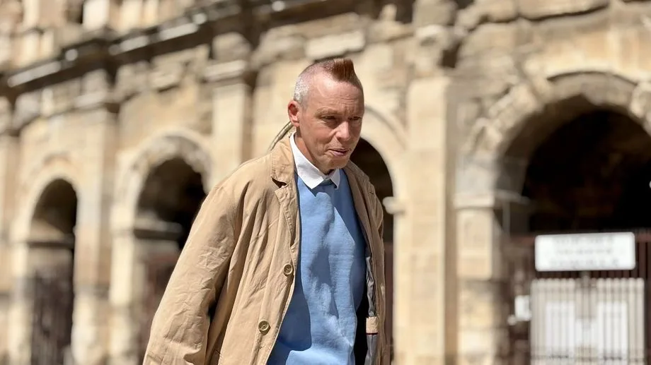 VIDÉO - Un sosie de Tintin dans les rues de Nîmes