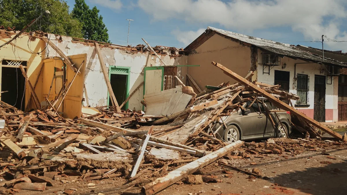 Panama declares state of emergency as powerful quake aftershocks rattle communities