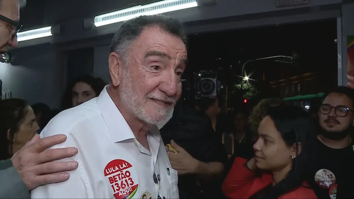 Patrus Ananias defende políticas de assistência social para mulheres, crianças e pessoas em situação de rua