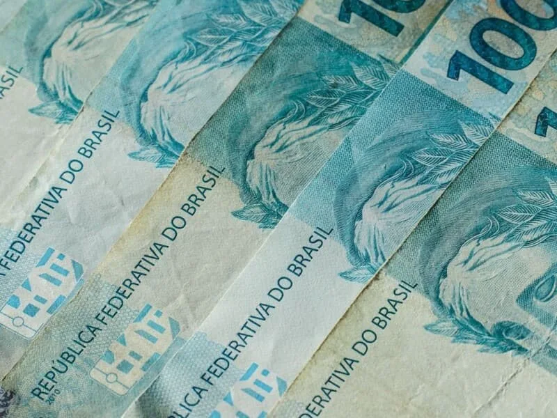 PF apreende mala com R$ 510 mil de ex-candidata do PSD em aeroporto