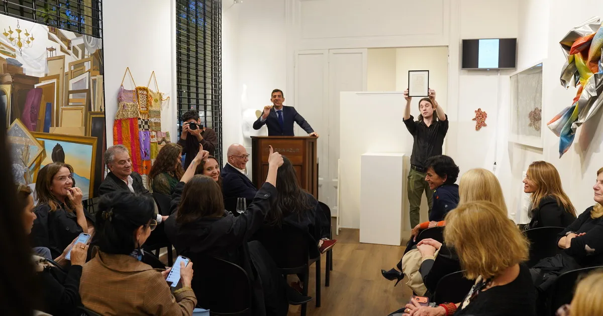 La subasta del Museo Sívori vendió 28 obras y tuvo un récord: US$ 14.500 por una pieza de Gabriel Chaile