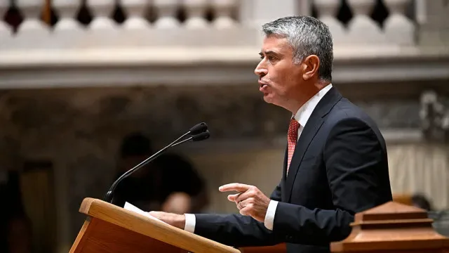 PS vai defender estabilidade do financiamento dos centros de tecnologia