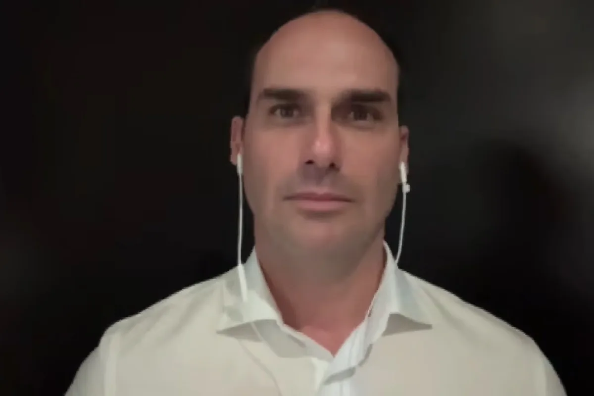 Saiba se Eduardo Bolsonaro ainda pode recorrer da demissão da PF