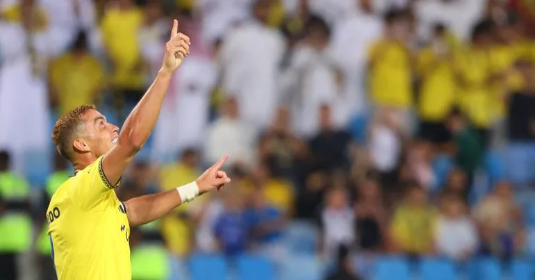 Primeiro golo como homem casado: CR7 marca, Al Nassr goleia