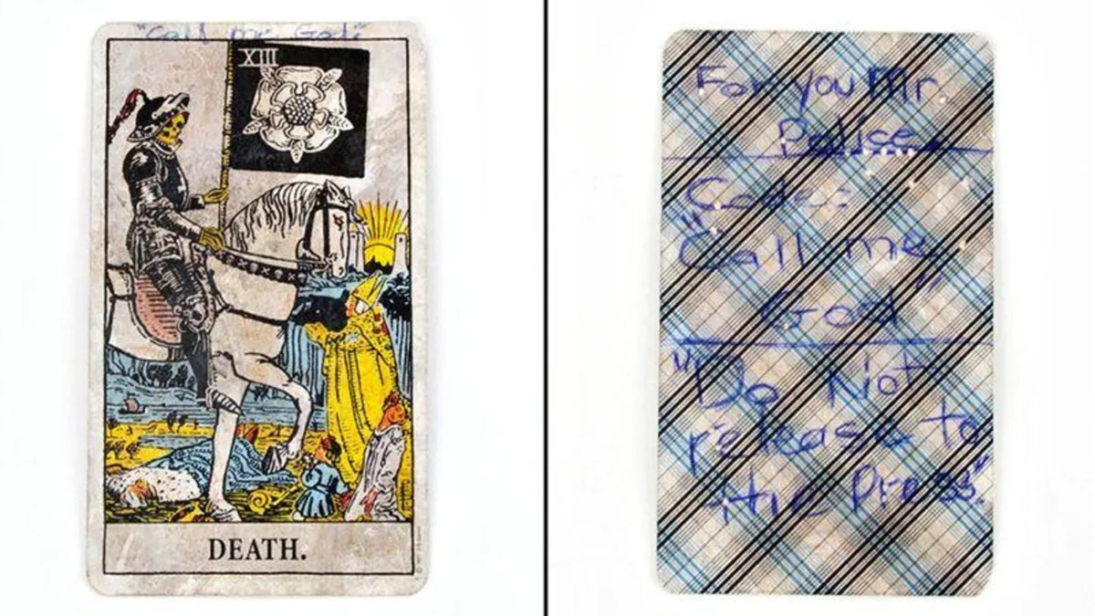 Aus der Asservatenkammer: Die Tarotkarte des Heckenschützen