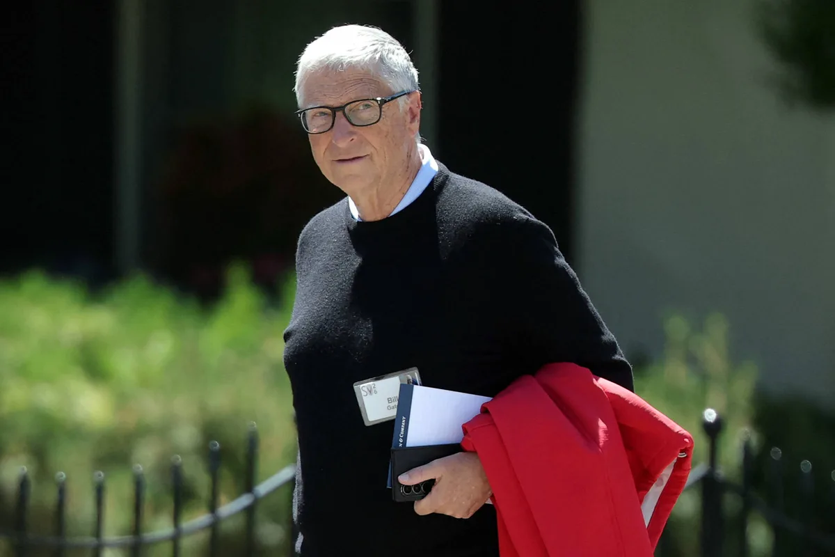 Bill Gates defende criar reserva de empregos para humanos e cobrar impostos sobre robôs