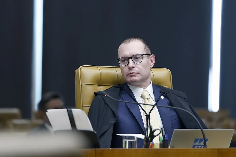 Gabinete de Zanin recebe íntegra das conversas de Daniel Vorcaro e começa análise