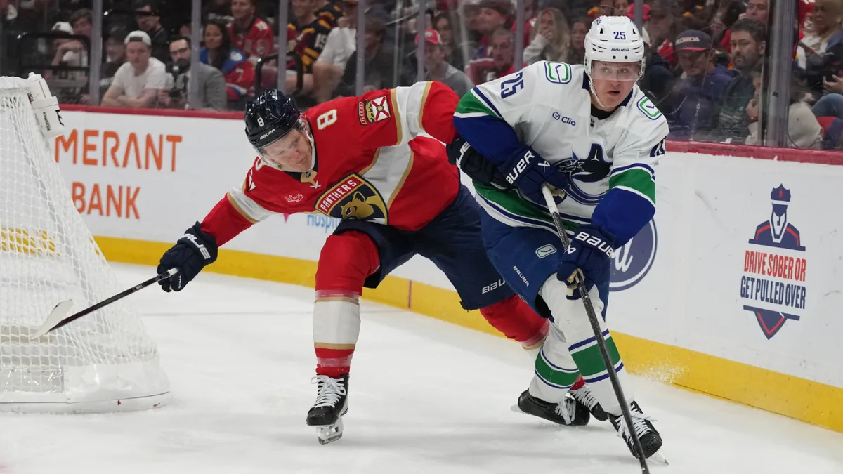Takeaways: Canucks can find positives despite sixth straight loss