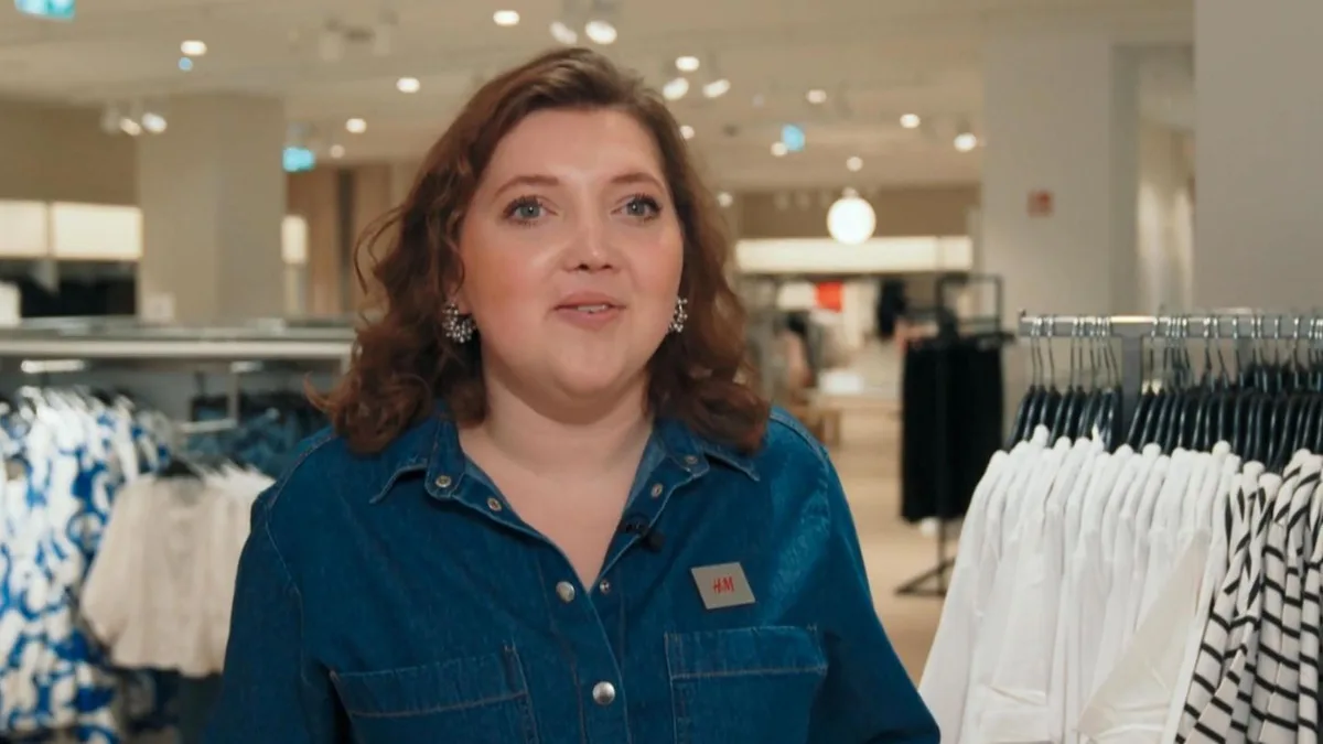 Großer Gehaltscheck: Das echte Gehalt einer H&M-Verkäuferin