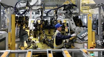 Produção industrial chinesa acelera para 5,2% em agosto