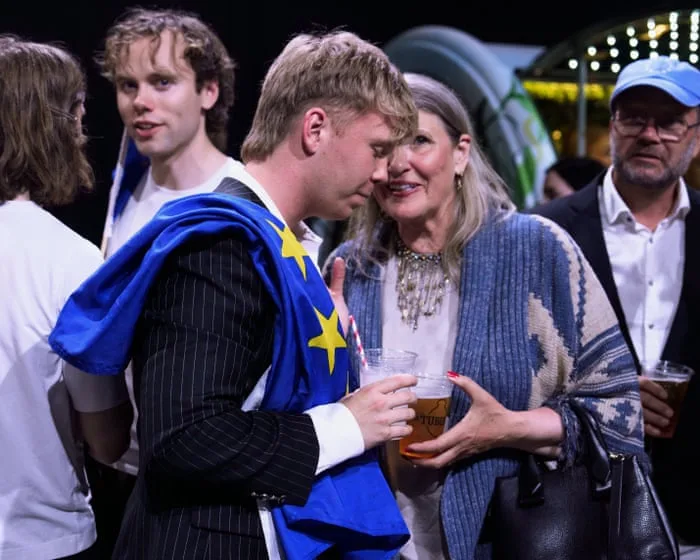 Iceland appears to have rejected EU accession talks in referendum, reports say