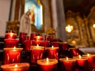 TÉMOIGNAGE. « Ma parole s’est libérée » : à 41 ans, il dénonce les violences sexuelles d’un prêtre durant son enfance