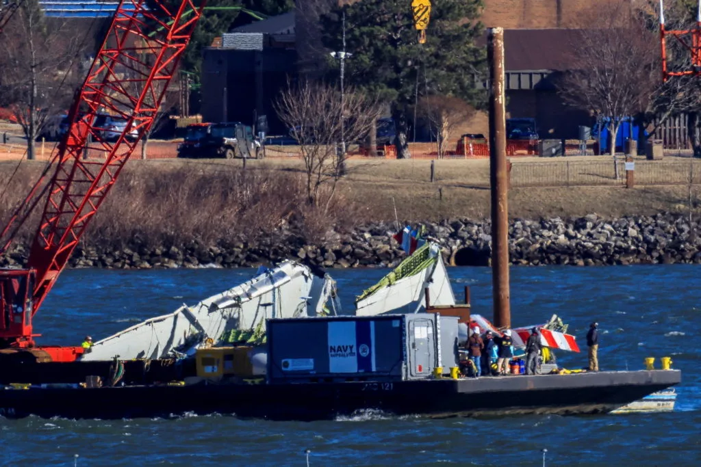 Army calls for safety fixes after finding systemic failures behind DC midair collision