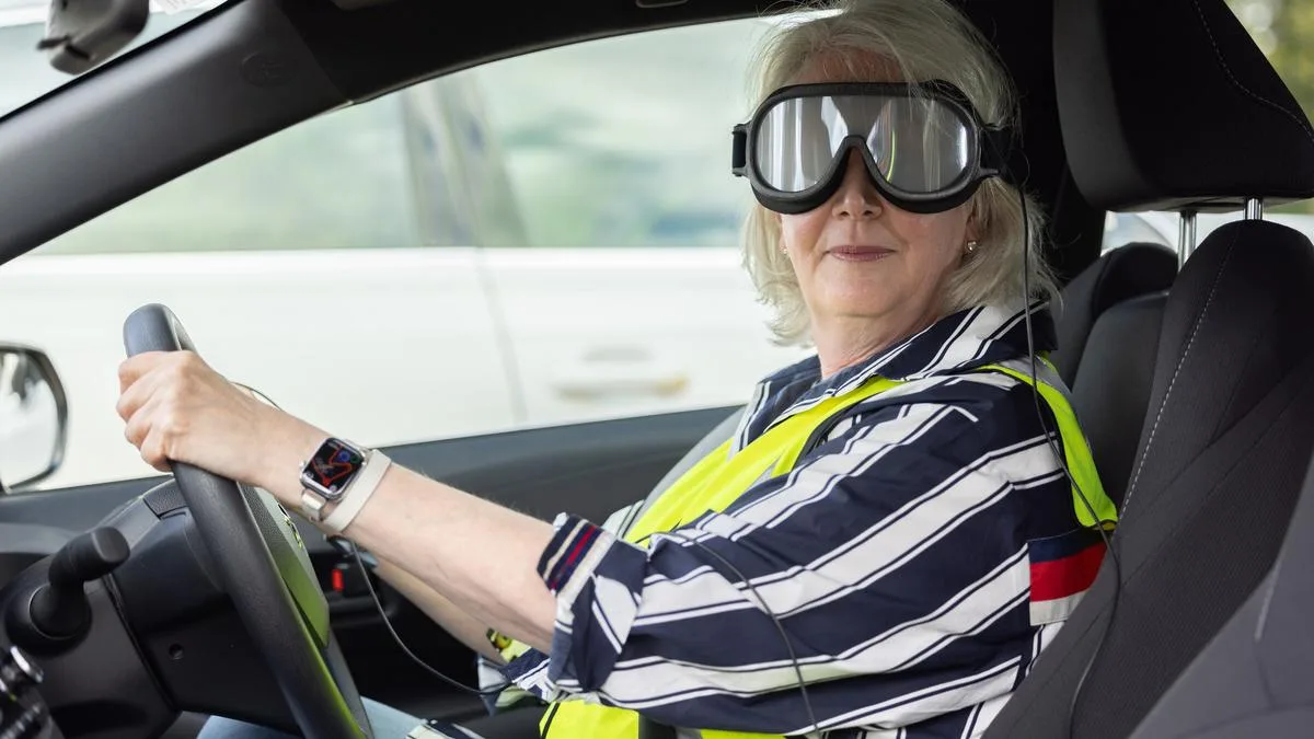 Driver study shows just how distracting touchscreens can be