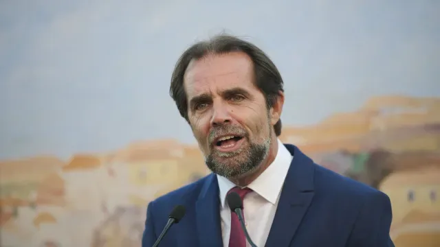 Processo judicial contra Filipe Sousa? "Baboseirada", diz Albuquerque