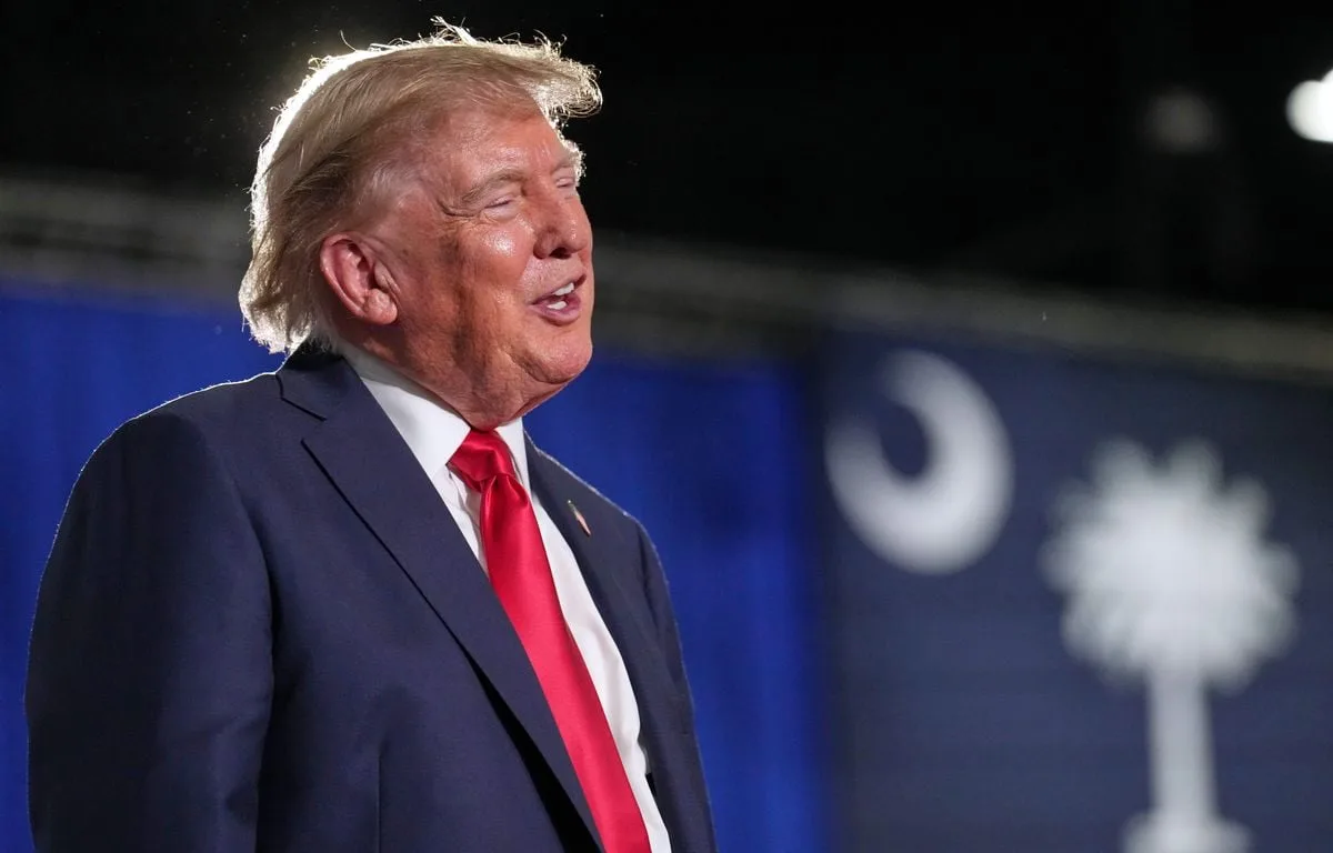 Etats-Unis : La Cour suprême donne provisoirement raison à Donald Trump pour l’encadrement du vote par correspondance