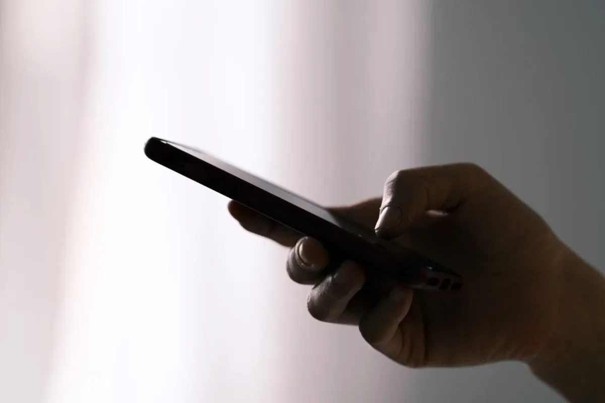 Un milliard de mails et de SMS piégés : Microsoft neutralise un empire chinois des arnaques en ligne