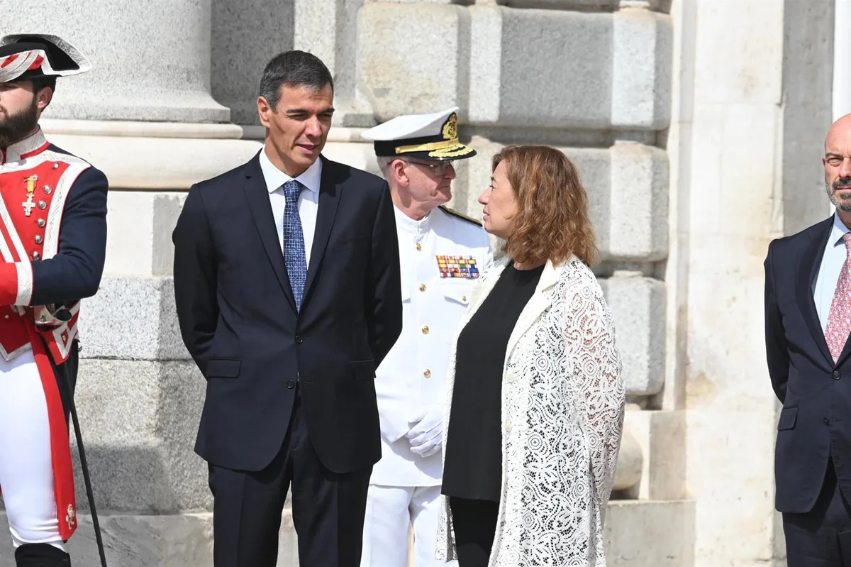 Armengol define a Pedro Sánchez como "faro del progresismo" y asegura que volverá a ser presidente