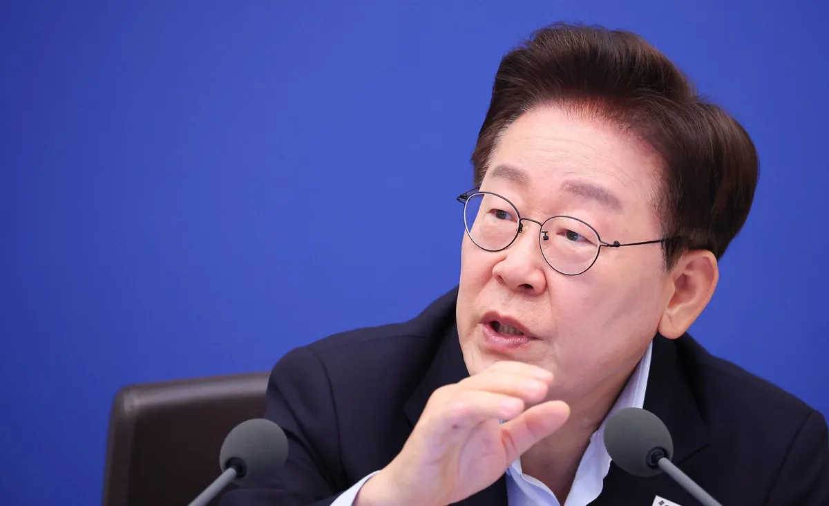 靑 “노란봉투법 노동쟁의 기준, 시행령 대신 시행지침 마련”