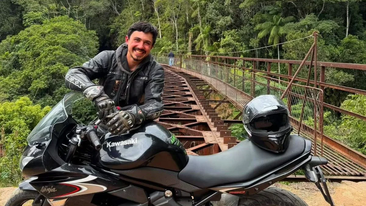 ‘Menino de ouro’: jovem que sofreu grave acidente de moto na BR-470 morre após mais de um mês na UTI em SC